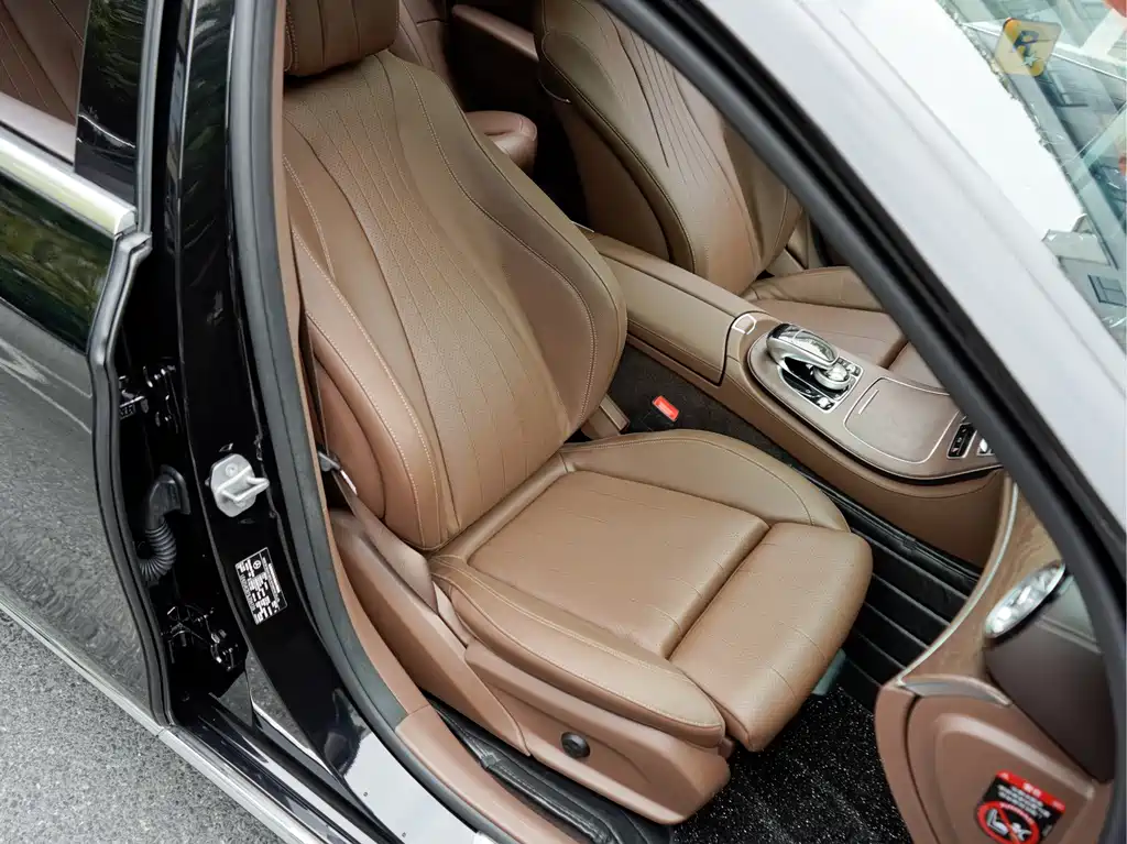 Mercedes-Benz E-Class — миниатюра 19