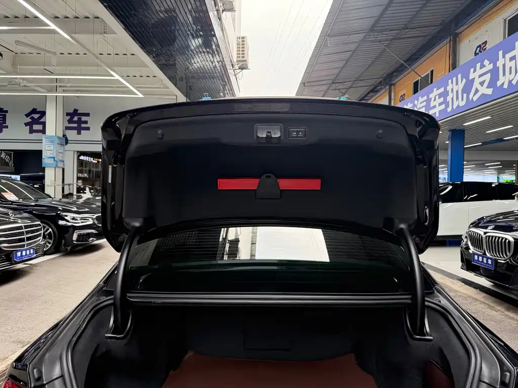 Audi A8 — миниатюра 20