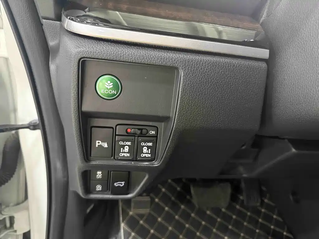 Honda Odyssey — миниатюра 7