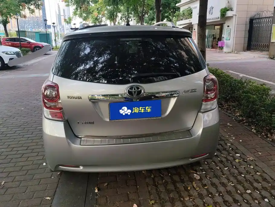 Toyota Verso — миниатюра 4