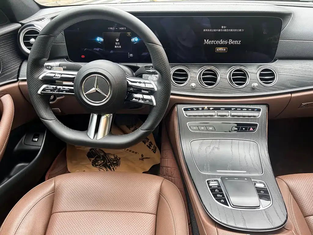 MERCEDES-BENZ E CLASS