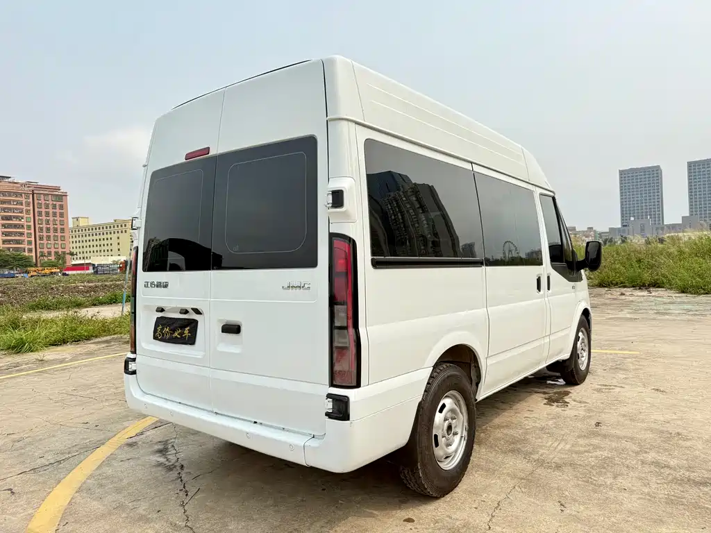 JMC JMC Fushun — миниатюра 5