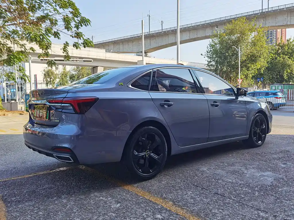 ROEWE I6 MAX NEW ENERGY