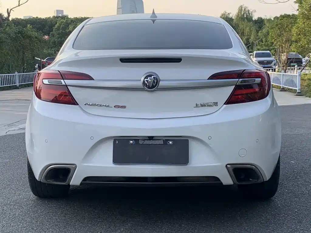 Buick Regal — миниатюра 5