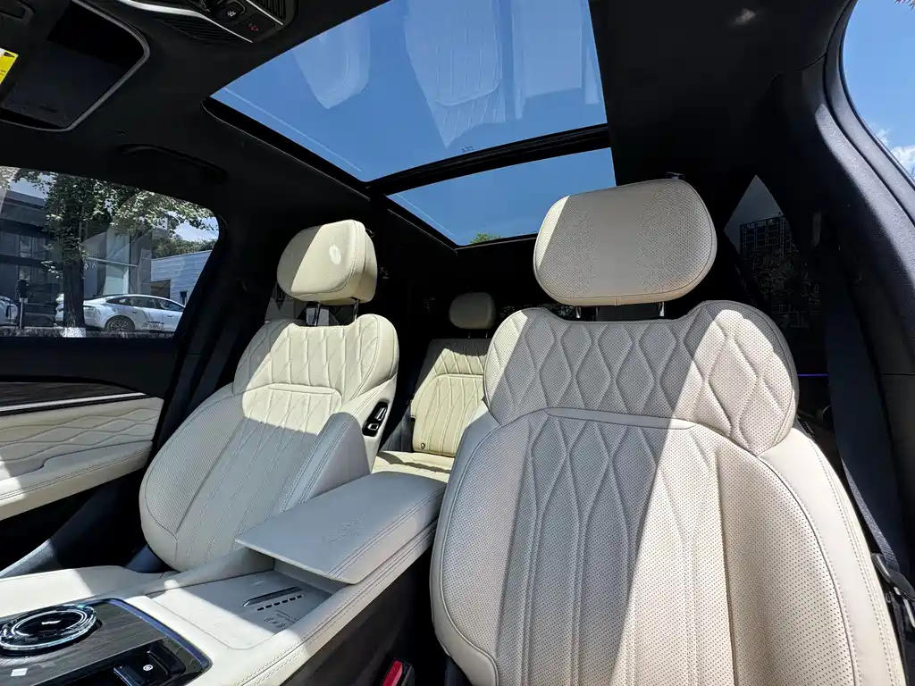 Geely Xingyue L — миниатюра 9