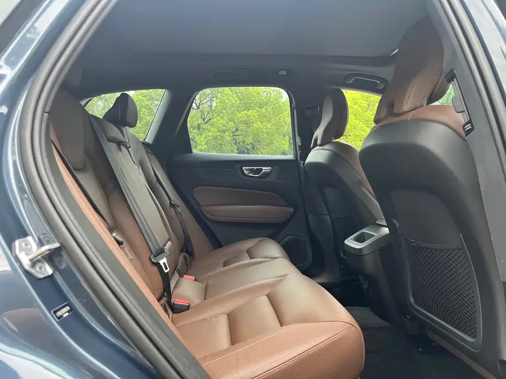 Volvo XC60 — миниатюра 7