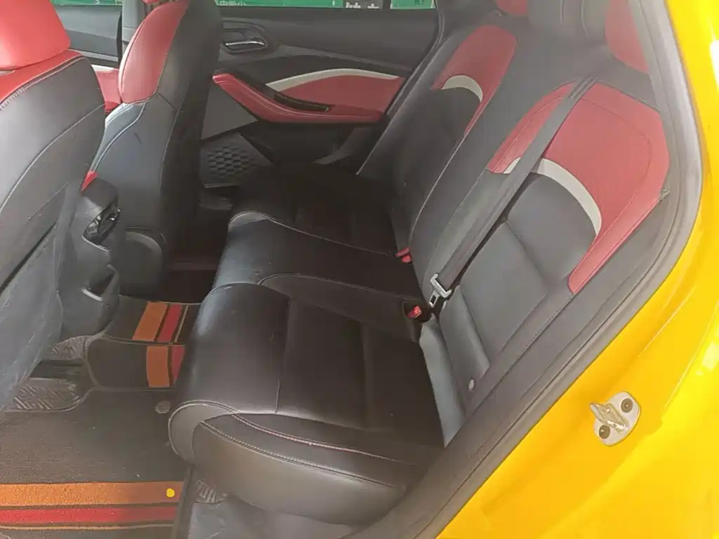 MG MG5 — миниатюра 17