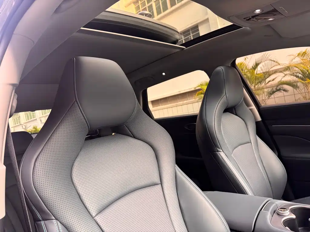 BYD SEA LION 07 DM I