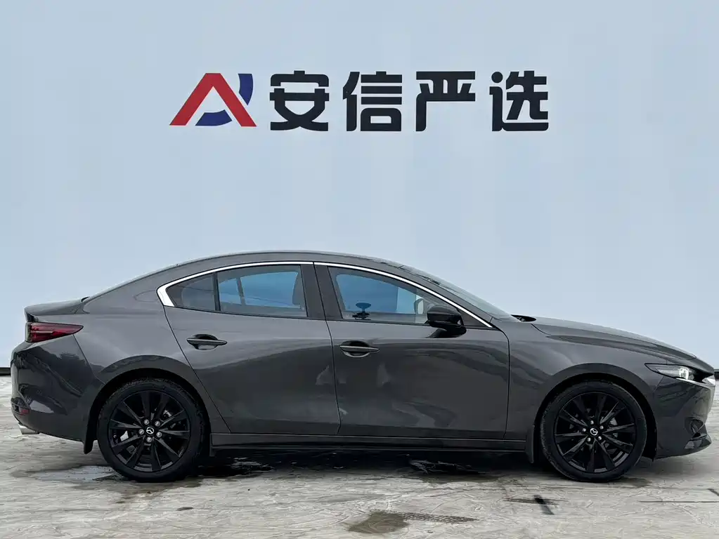 Mazda 3 Axela — миниатюра 7