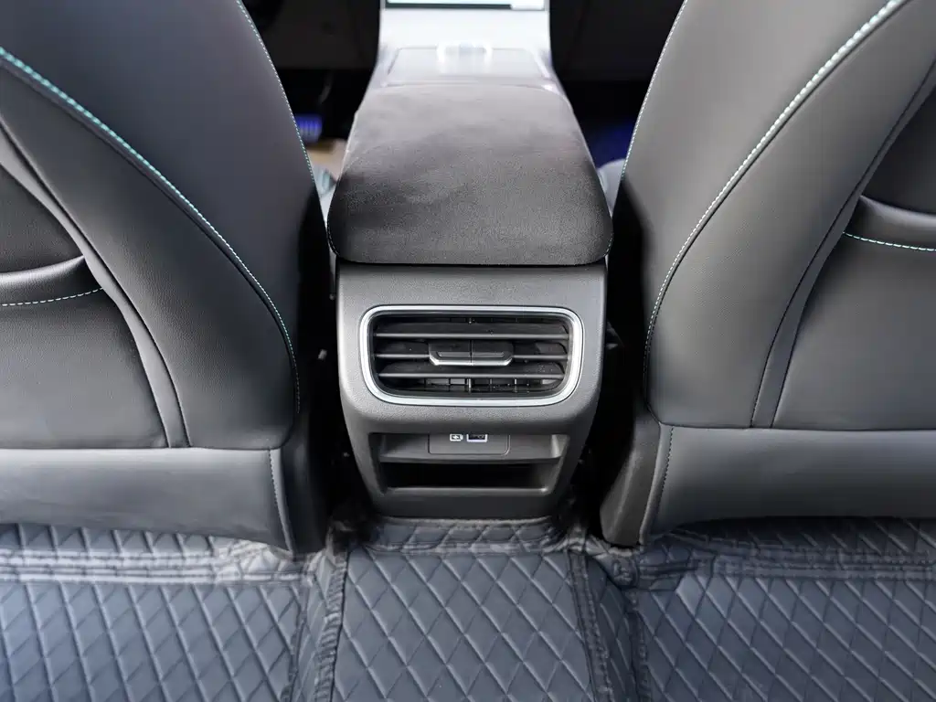 GEELY GALAXY GALAXY L6