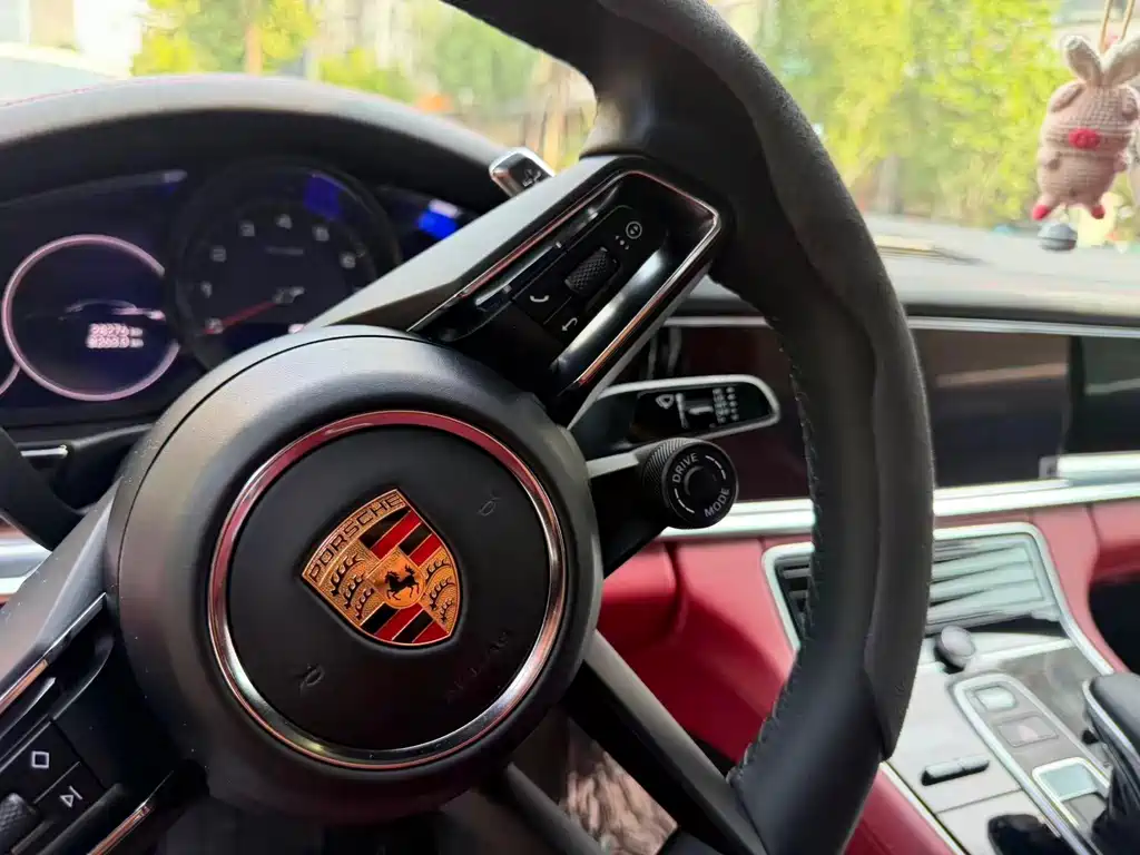 Porsche Panamera — миниатюра 7