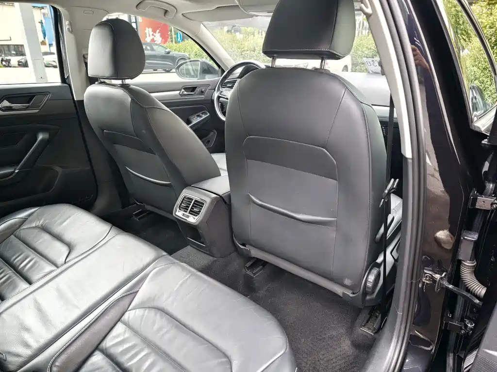 Volkswagen Lamando — миниатюра 15
