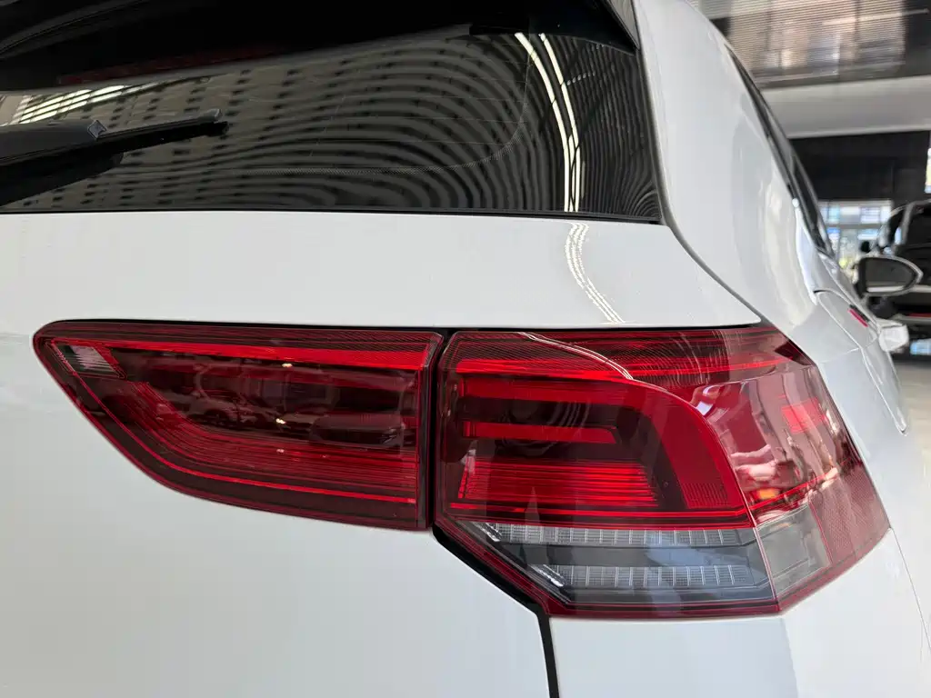 Volkswagen Golf — миниатюра 11