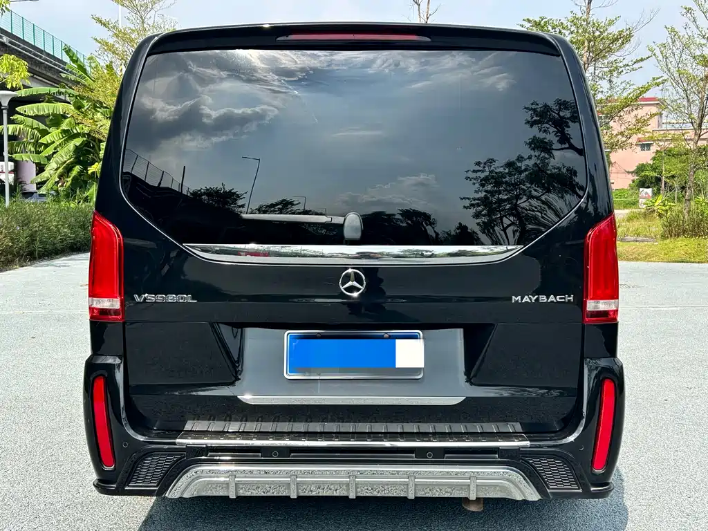 MERCEDES-BENZ V CLASS