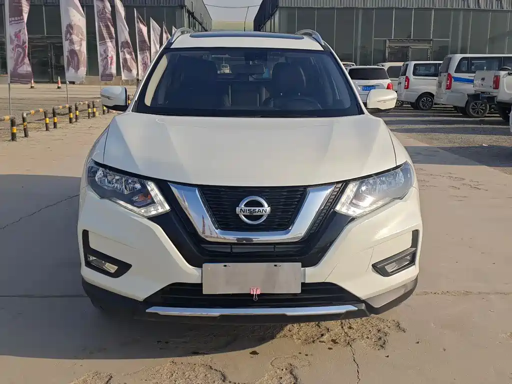 NISSAN QIJUN