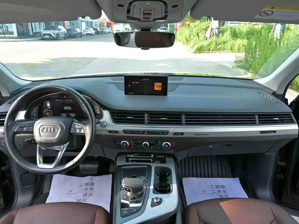 Audi Q7 — миниатюра 9