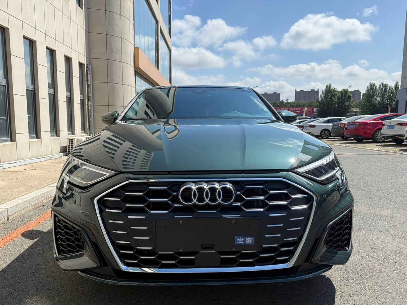 Audi A3 1.4 л 2023 г. Зелёный, пробег 19000 км