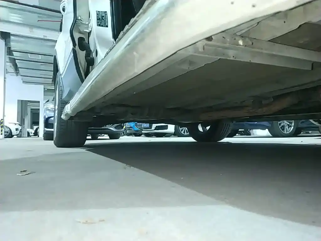 Ford Kuga — миниатюра 21