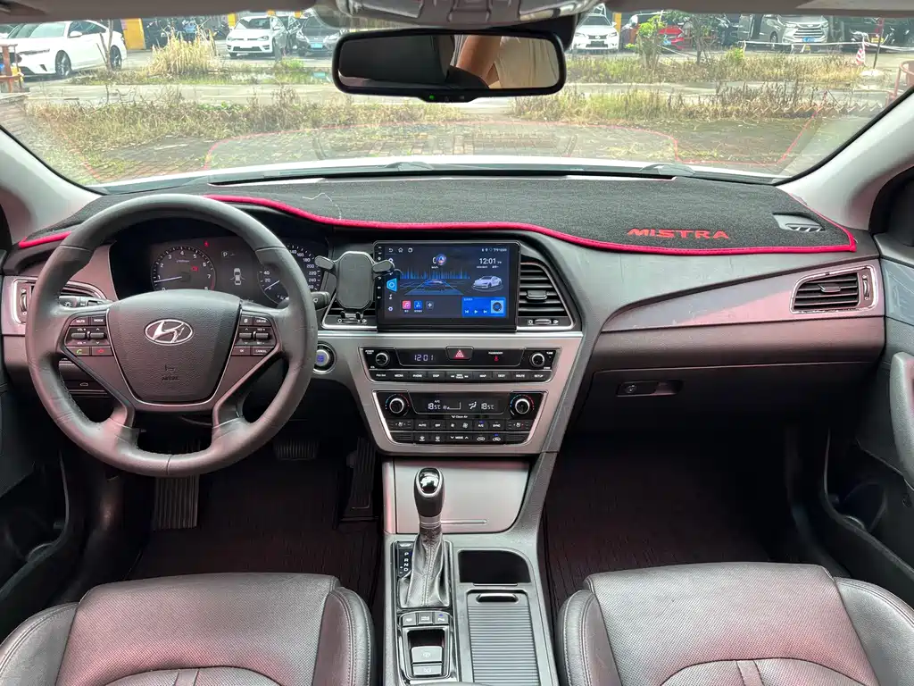 Hyundai Sonata — миниатюра 7