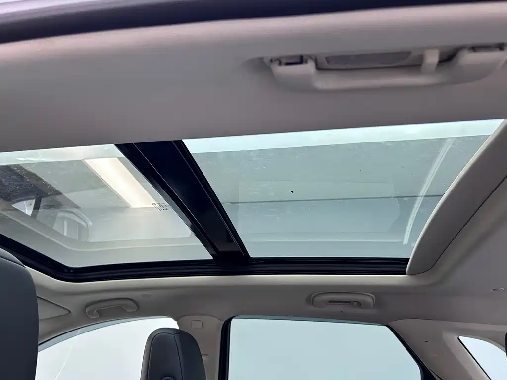 Cadillac XT5 — миниатюра 20