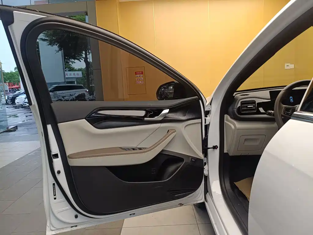 BYD Qin PLUS — миниатюра 7