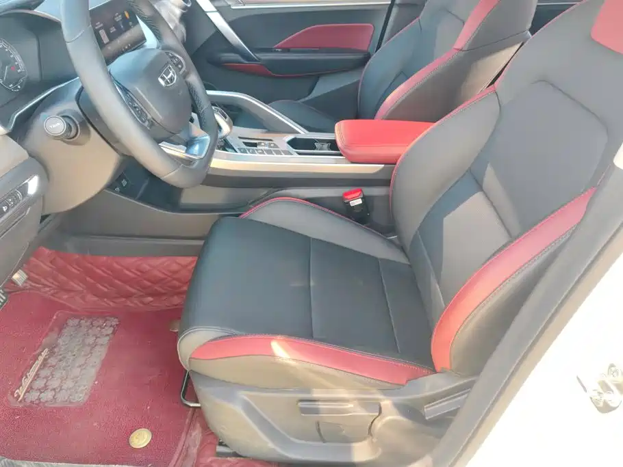 Geely Binyue — миниатюра 9