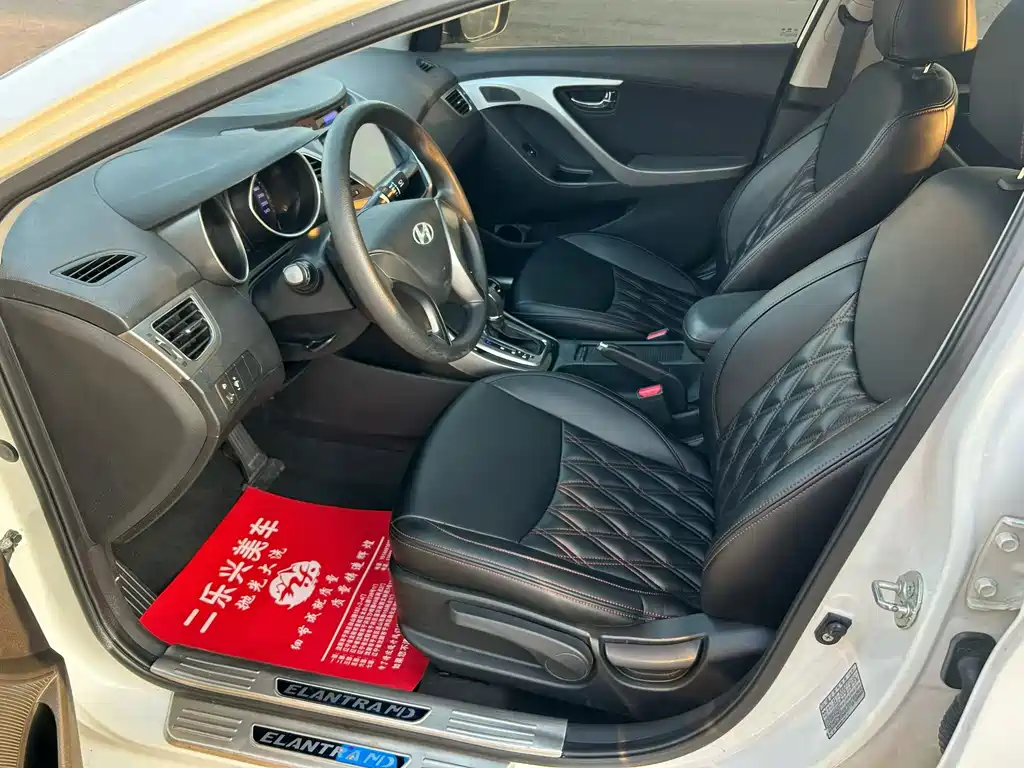 Hyundai Elantra Langdong — миниатюра 4