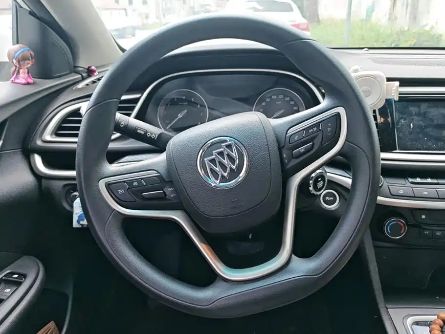 Buick Excelle — миниатюра 15