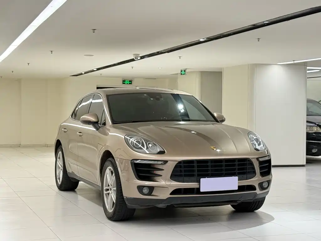 Porsche Macan — миниатюра 3