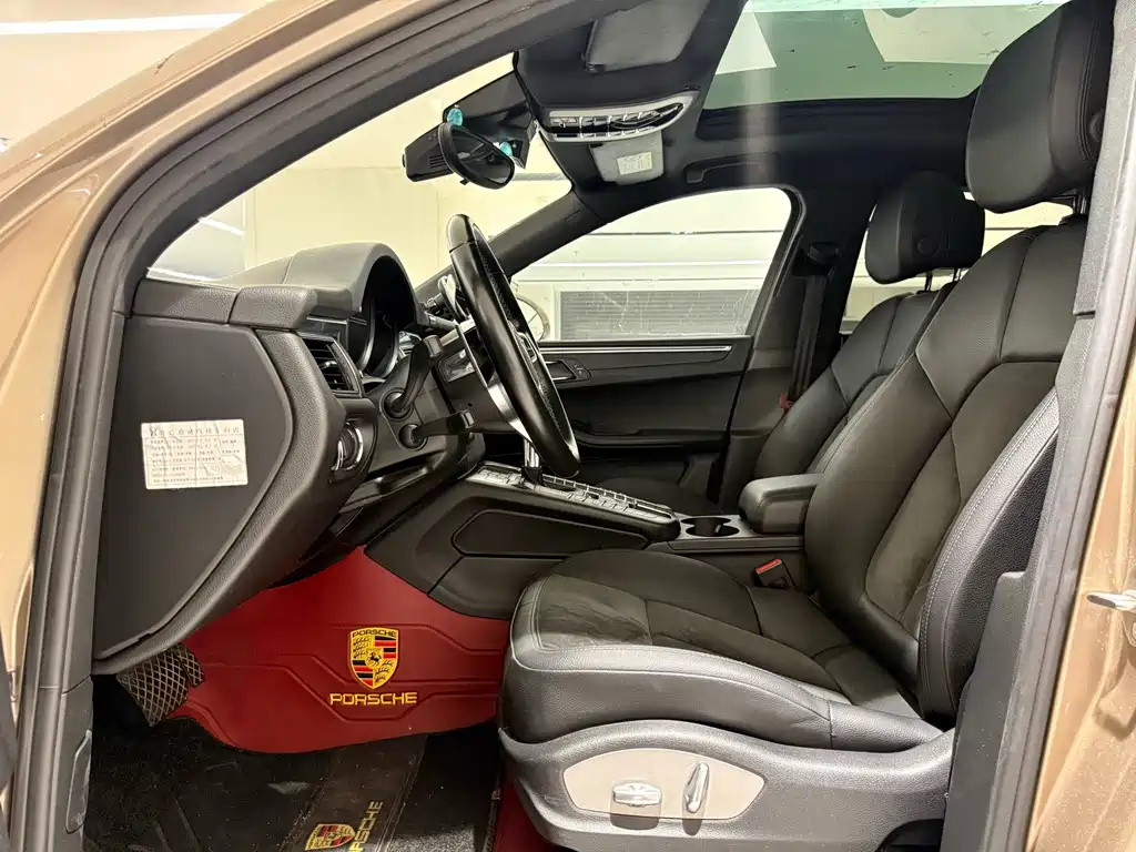 Porsche Macan — миниатюра 8