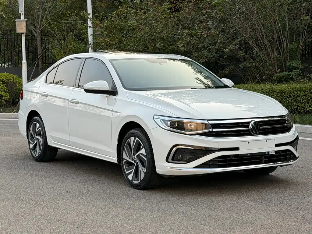 Volkswagen Bora — миниатюра 3