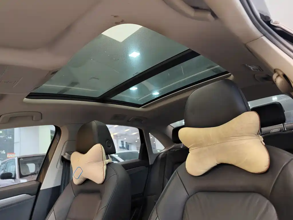 Volkswagen Sagitar — миниатюра 12