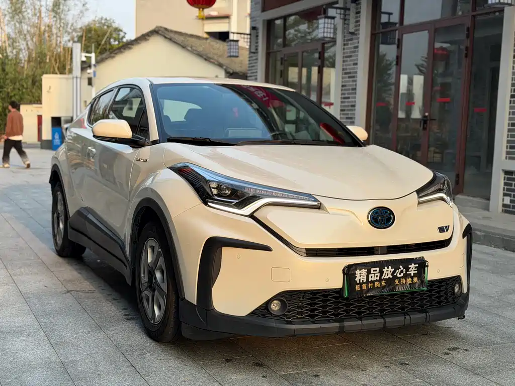 TOYOTA C HR EV
