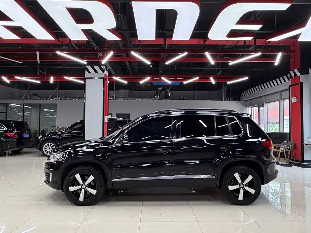Volkswagen Tiguan — миниатюра 8