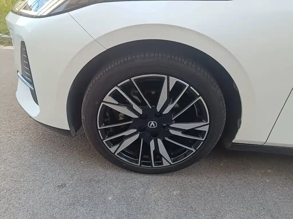 Changan Eado — миниатюра 23