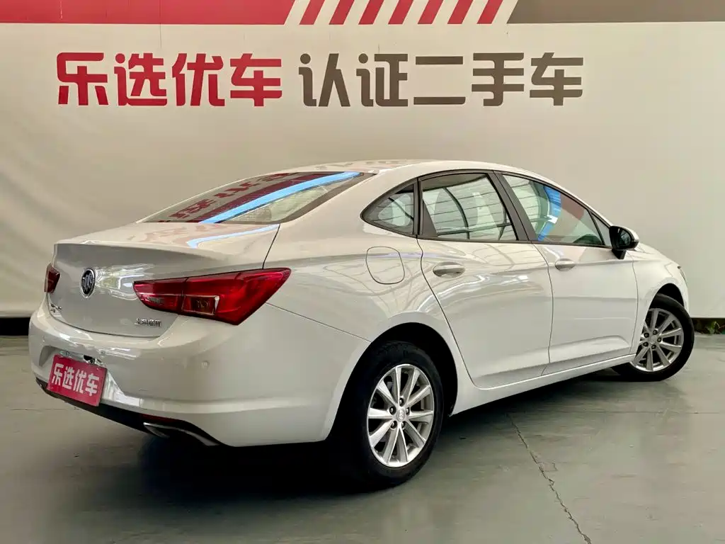 Buick Verano Sedan 20T DCT Leading Type, фото 5