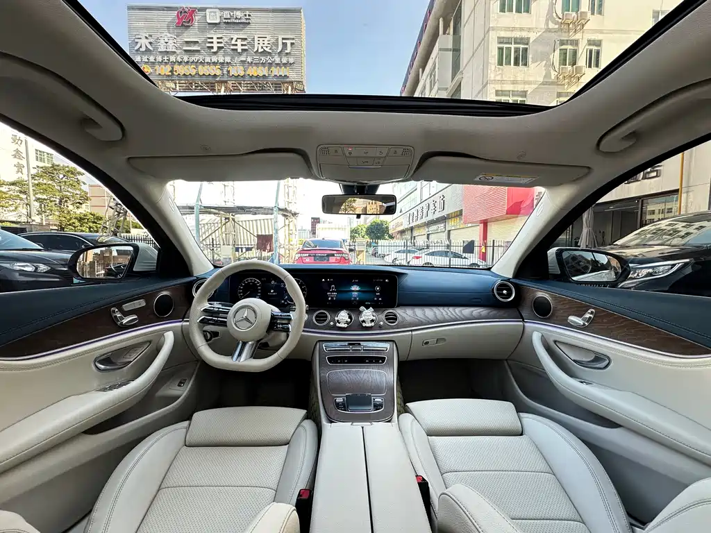 MERCEDES-BENZ E CLASS