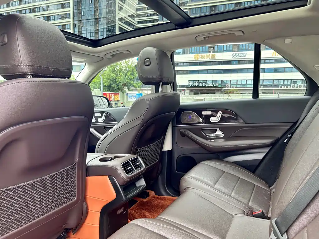 Mercedes-Benz GLE (Import) — миниатюра 9
