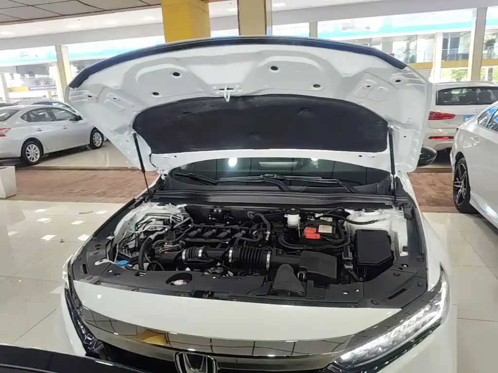 Honda Accord — миниатюра 20