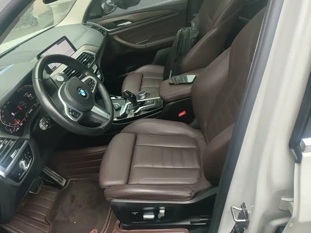 BMW X3 — миниатюра 15