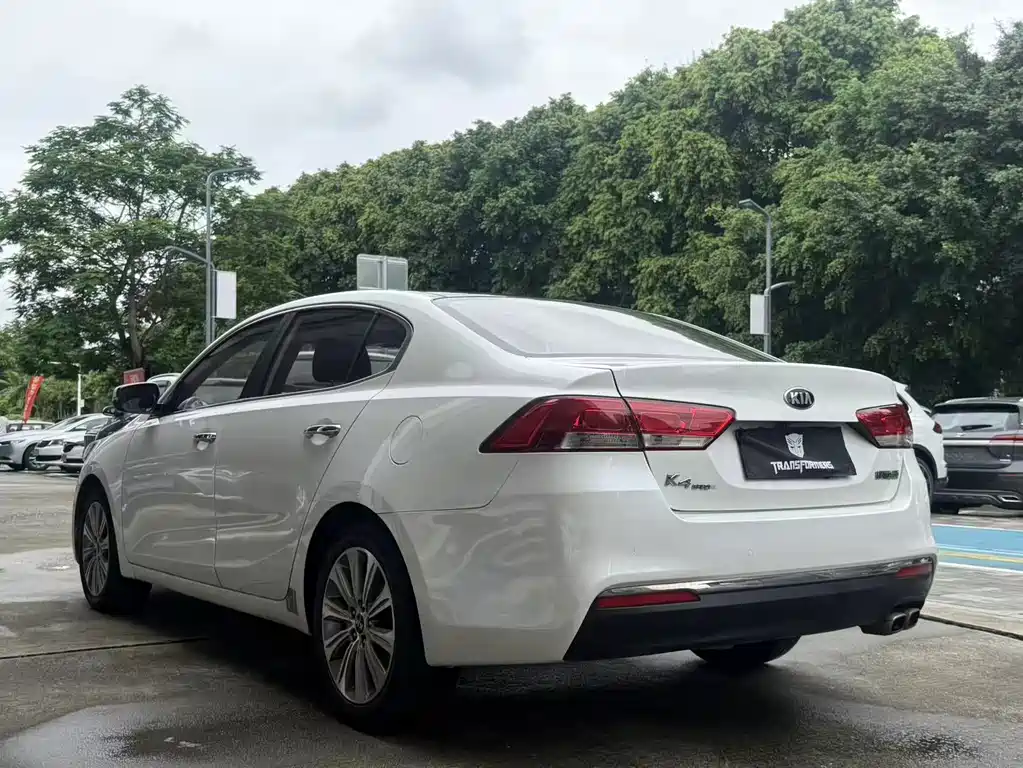 Kia K4 — миниатюра 4