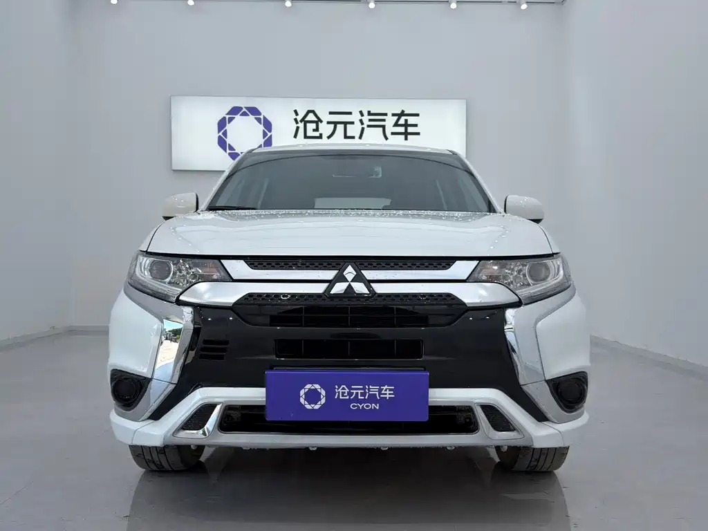 Mitsubishi Outlander — миниатюра 2