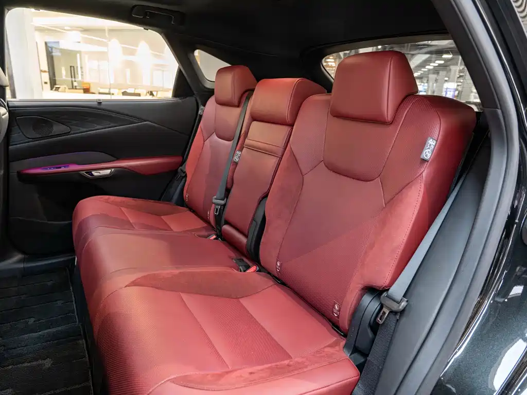 Lexus RX — миниатюра 12