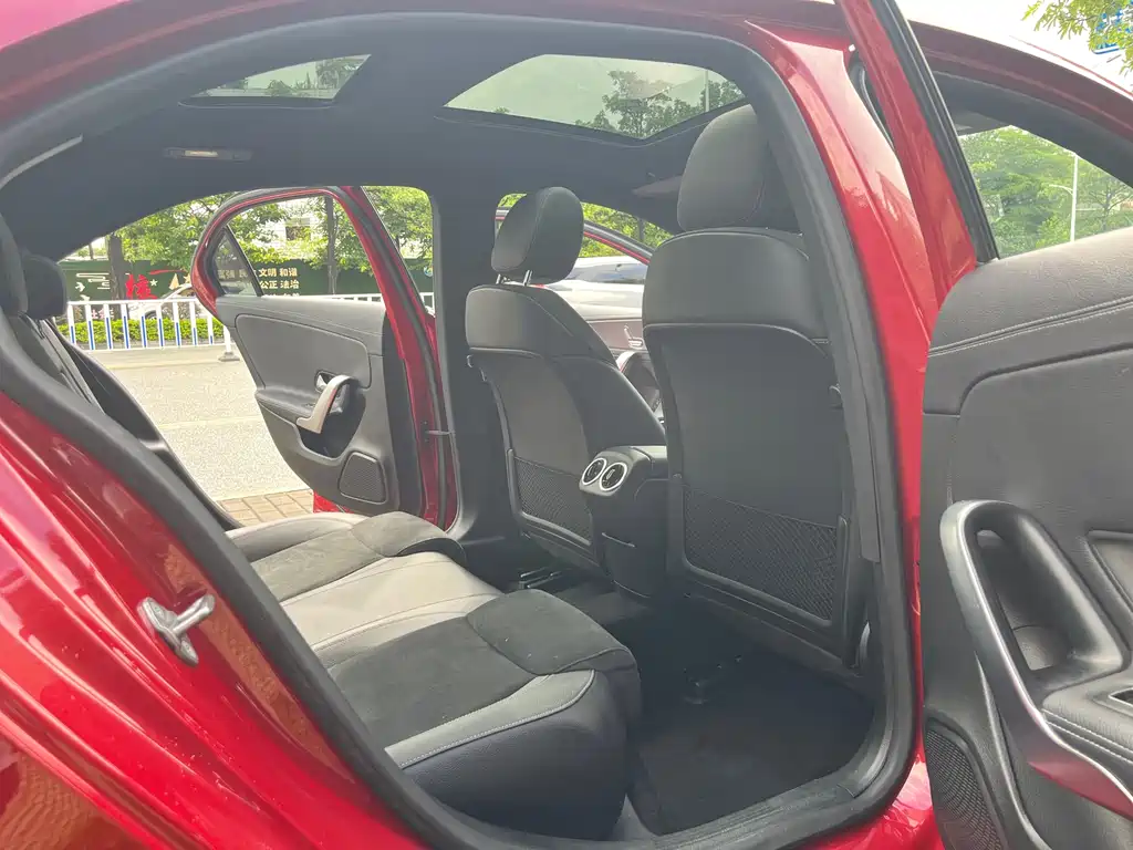 MERCEDES-BENZ A CLASS