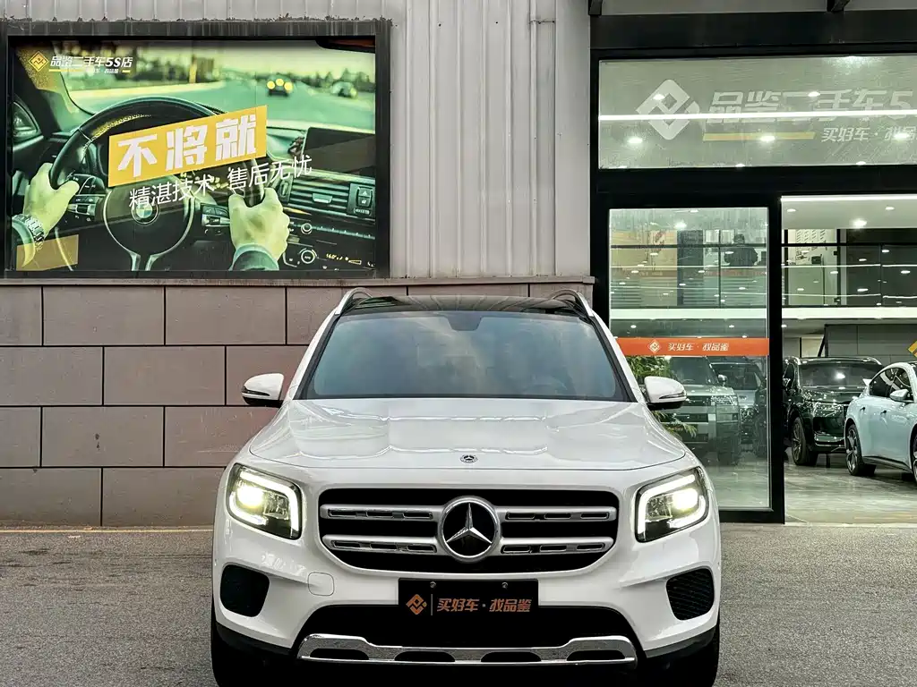 Mercedes-Benz GLB — миниатюра 2