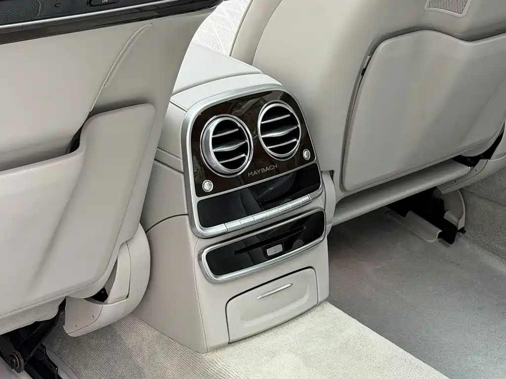 Mercedes-Benz S-Class — миниатюра 15