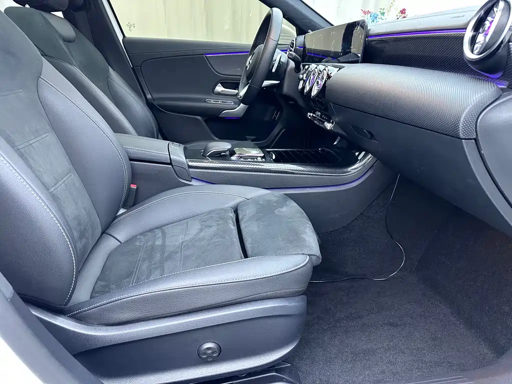 Mercedes-Benz A-Class — миниатюра 9