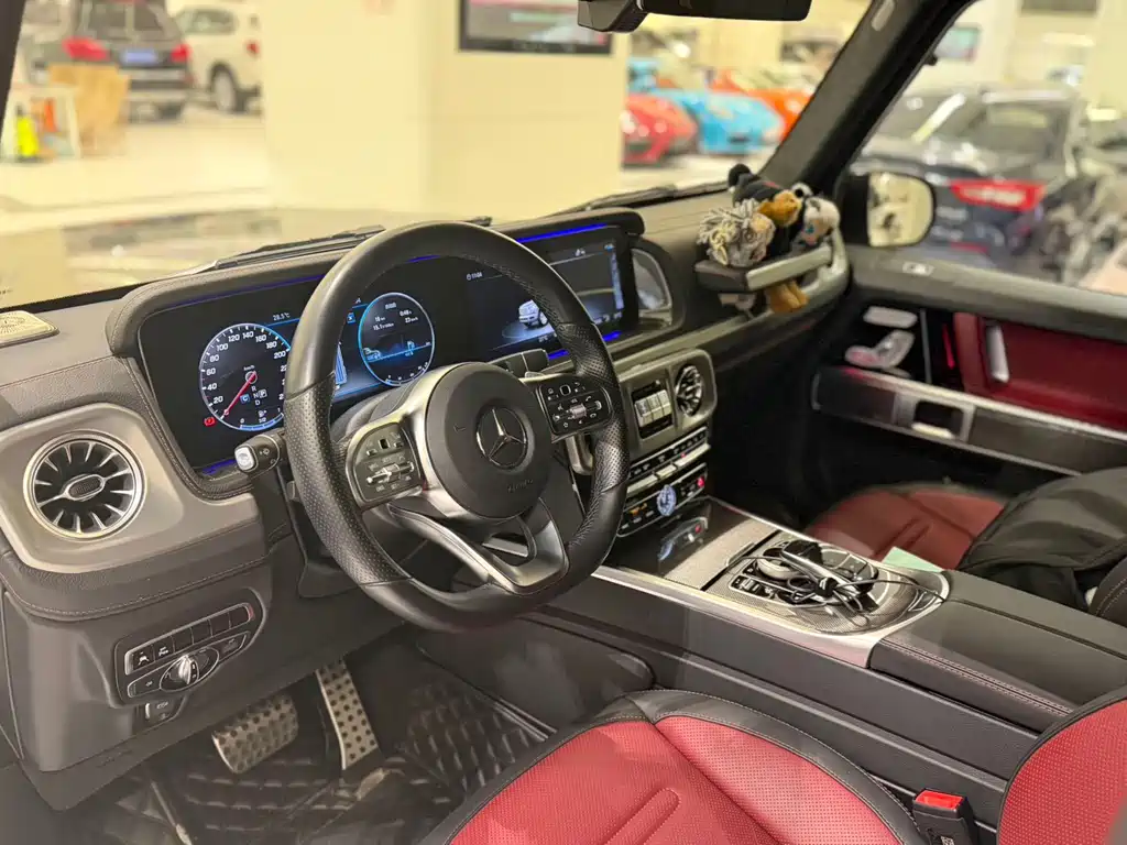 Mercedes-Benz G-Class — миниатюра 12