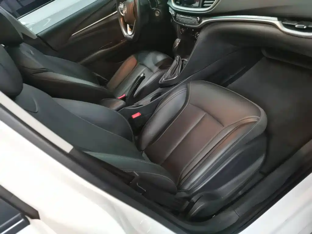 Buick Excelle — миниатюра 25