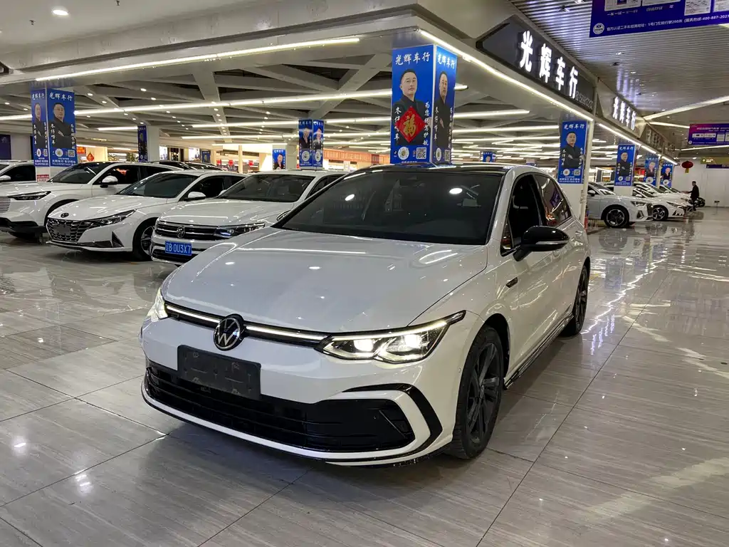 Volkswagen Golf 2022